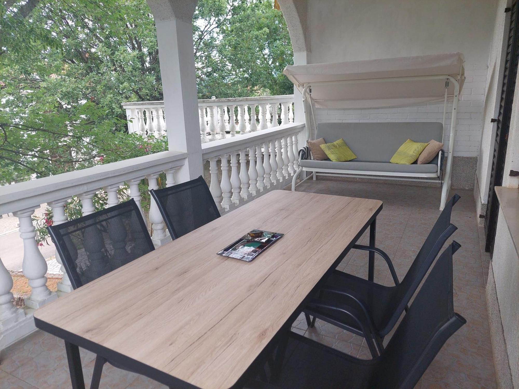 Apartment Rupena Klimno Luaran gambar